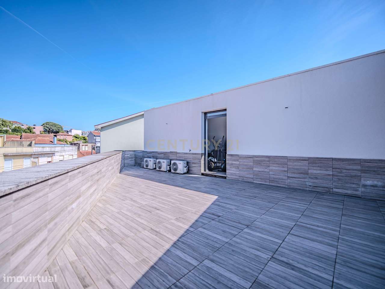 Moradia T3+1 com Amplas Áreas Exteriores | Rio Tinto-45