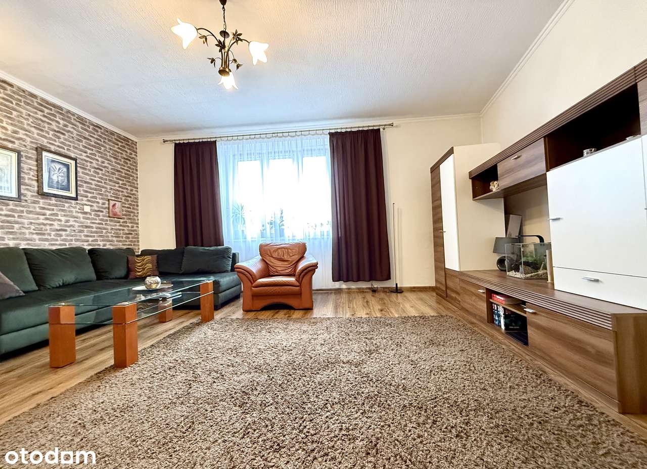 Mieszkanie + garaż!!! Duża kuchnia i ustawne pokoje - do zamieszkania!-1