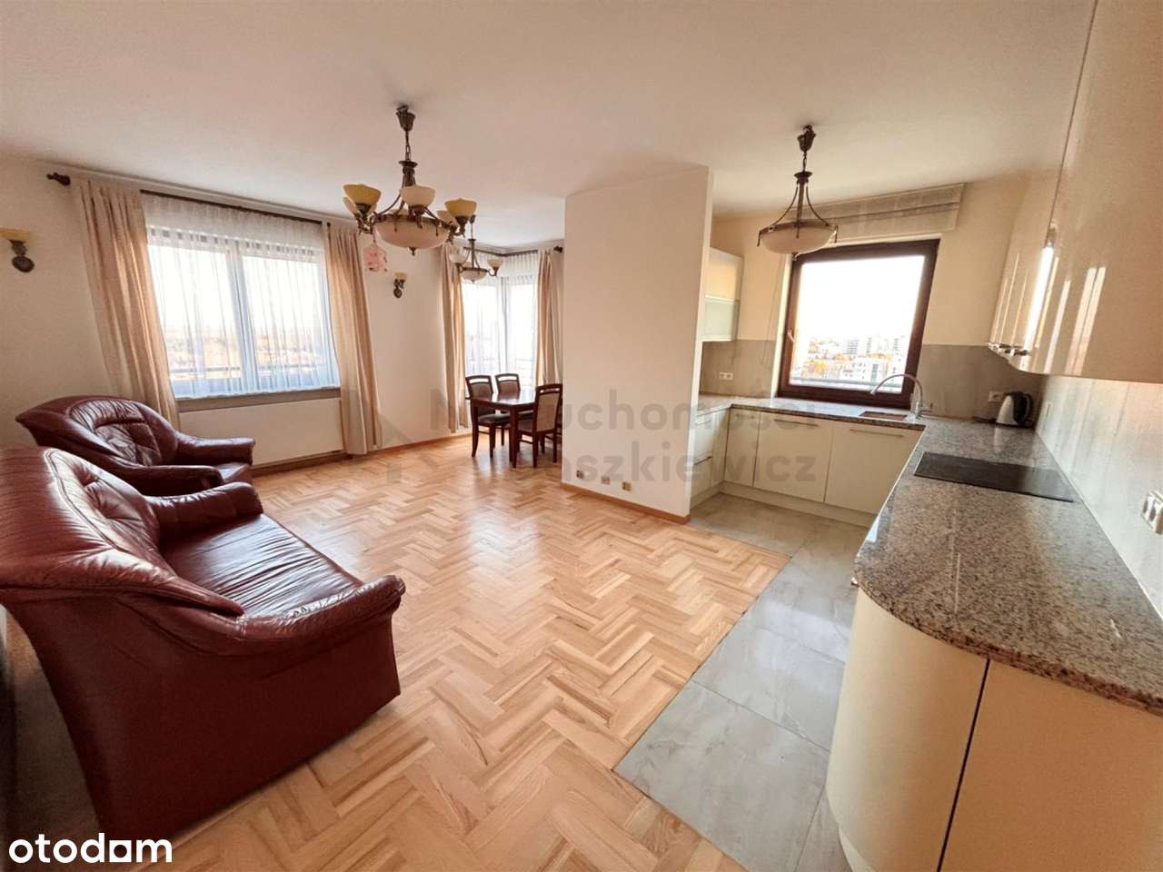 3 pok. NATOLIN | 2013r. | GARAŻ + PIWNICA| 11/13p. | WYSOKI STANDARD-2