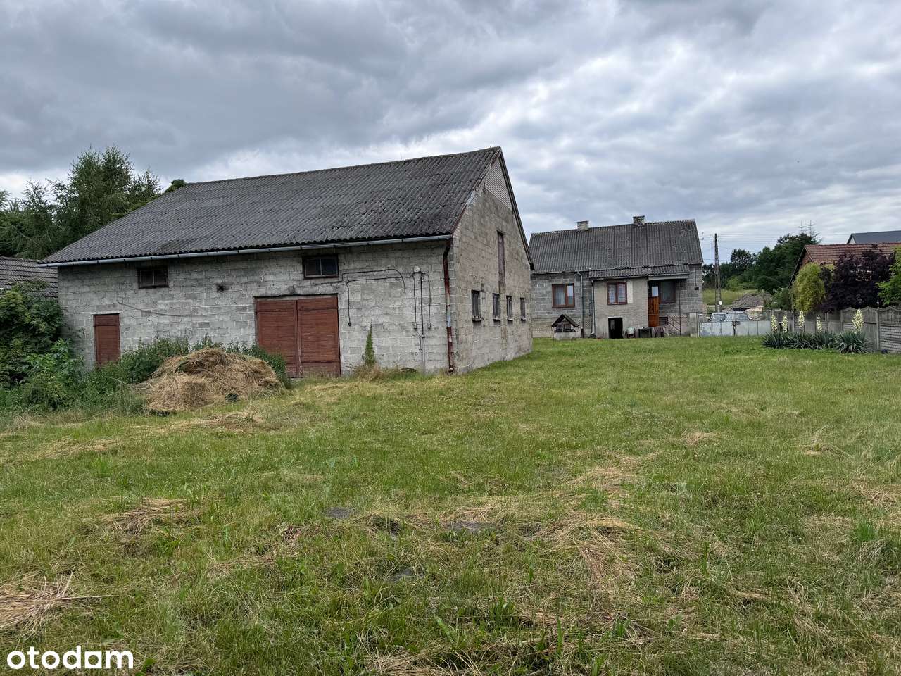 Dom z Potencjałem w Malowniczej Lokalizacji nad Rzeką-5