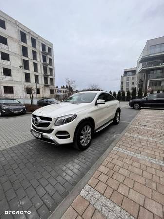 Mercedes-Benz GLE - 4