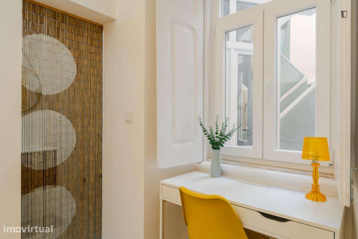 Quarto - localizado em Arroios Lisbon - Grande imagem: 4/10