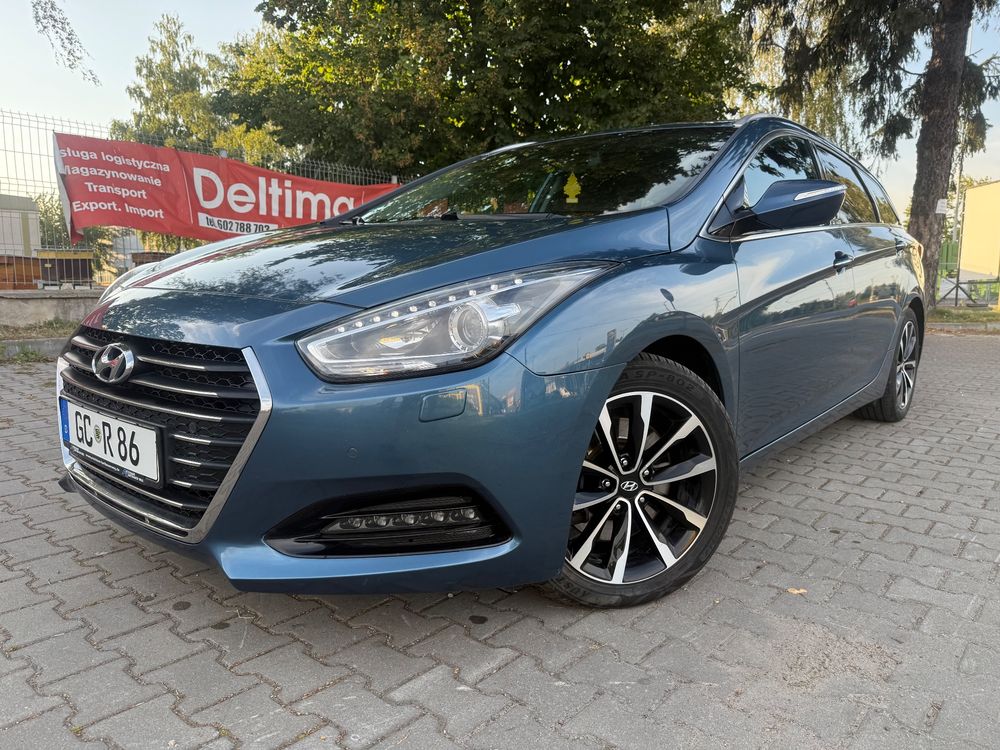 Hyundai i40 Kombi blue 1.7 CRDi DCT Premium 2016