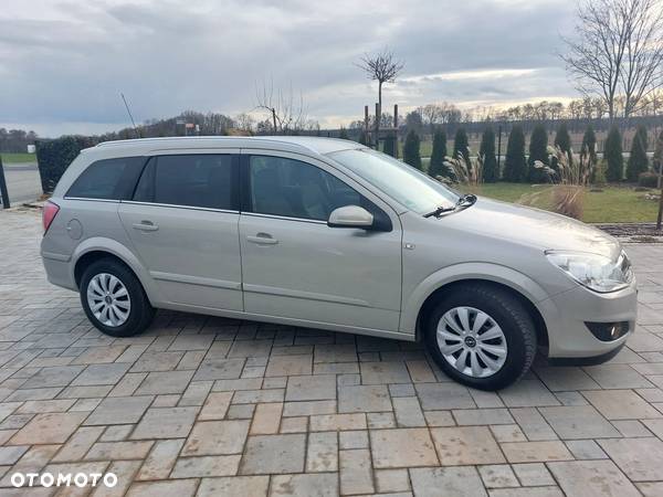 Opel Astra III 1.6 Elegance - 24