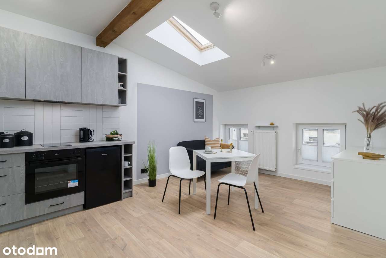 Lekkie skosy - przyjemne ROI - centrum miasta - Inwestycja w kamienicy-12