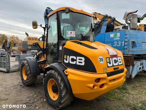 JCB 409 - 4