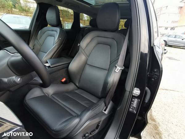 Volvo XC 60 - 6