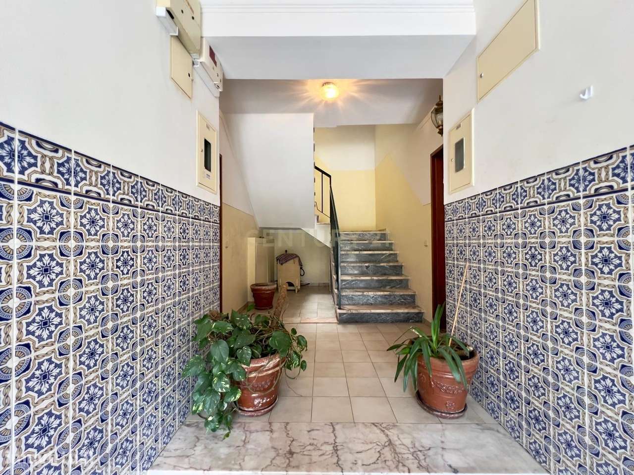 Duplex Espaçoso em Coimbra com Vista e Jardim Privado - Valor negociáv - Grande imagem: 4/35