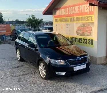 Skoda Octavia Combi Diesel 2.0 TDI DSG Style - 10