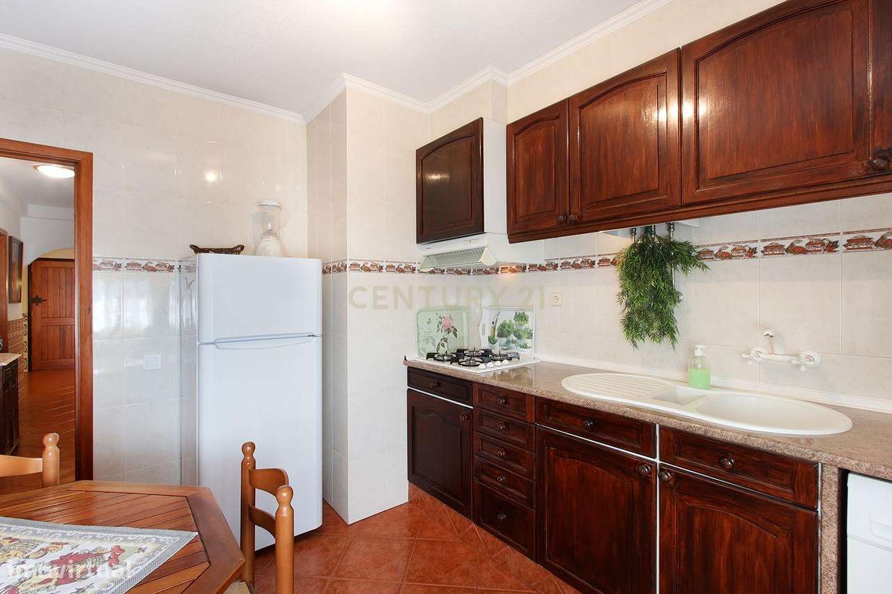 Apartamento T2 na Tapada das Mercês - Grande imagem: 5/19