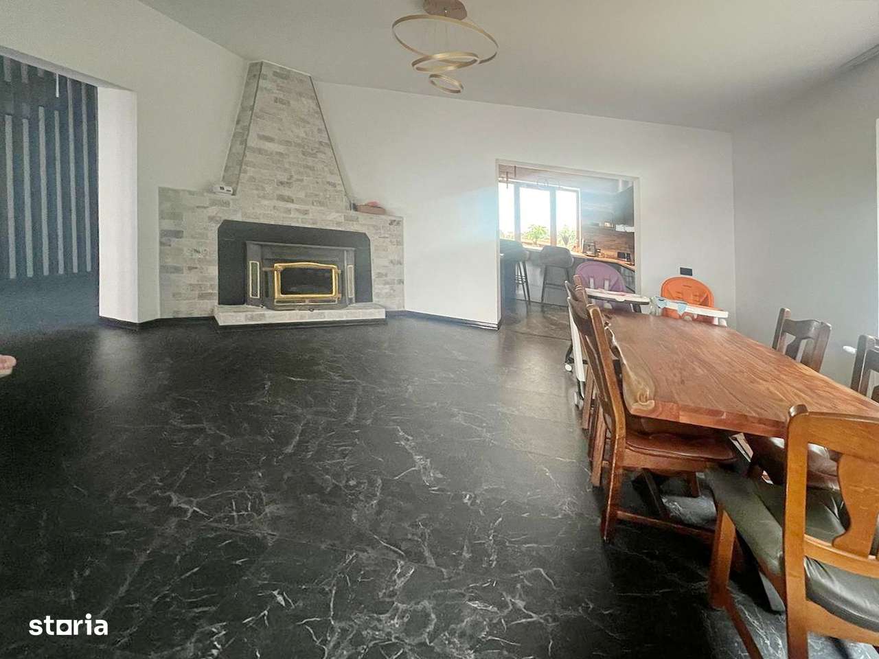 Vila duplex superba str Ecaterina Varga Brasov - Imagine principală: 4/19