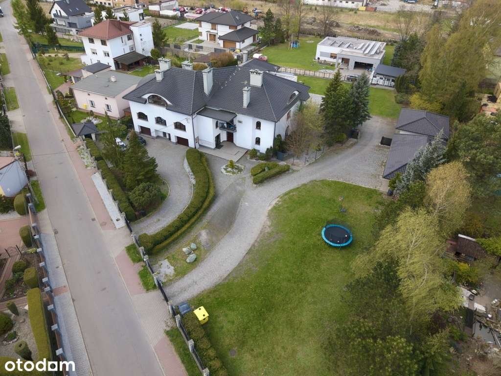 Przestronny apartament + Duży Ogród + 2 łazienki !-13