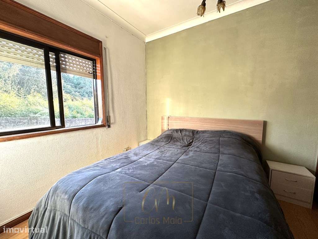 Moradia V4 Retorta com jardim, junto ao rio ave-9