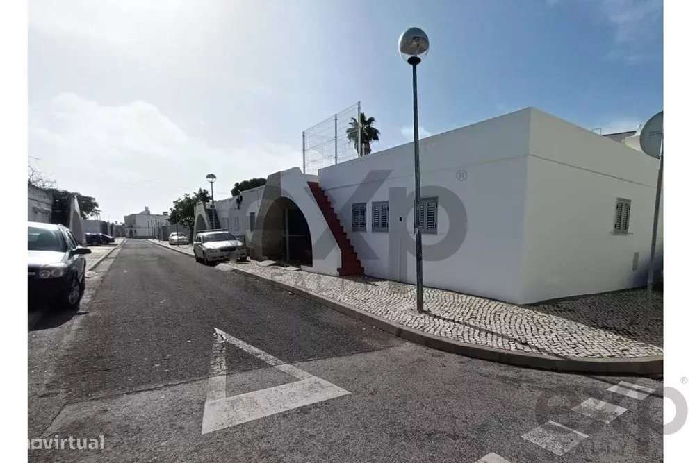 Moradia típica T3 com quintal em Olhão, Faro, Algarve, Portugal. - Grande imagem: 5/22