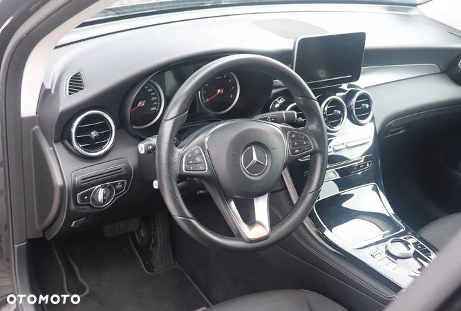 Mercedes-Benz GLC 250 4-Matic - 19