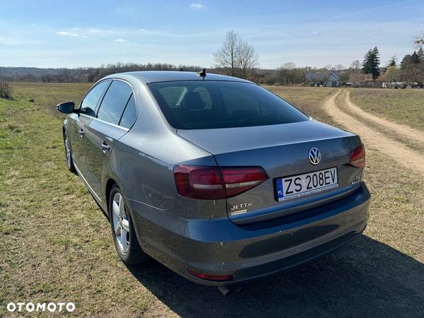 Volkswagen Jetta 1.4 TSI BMT Highline DSG - 6