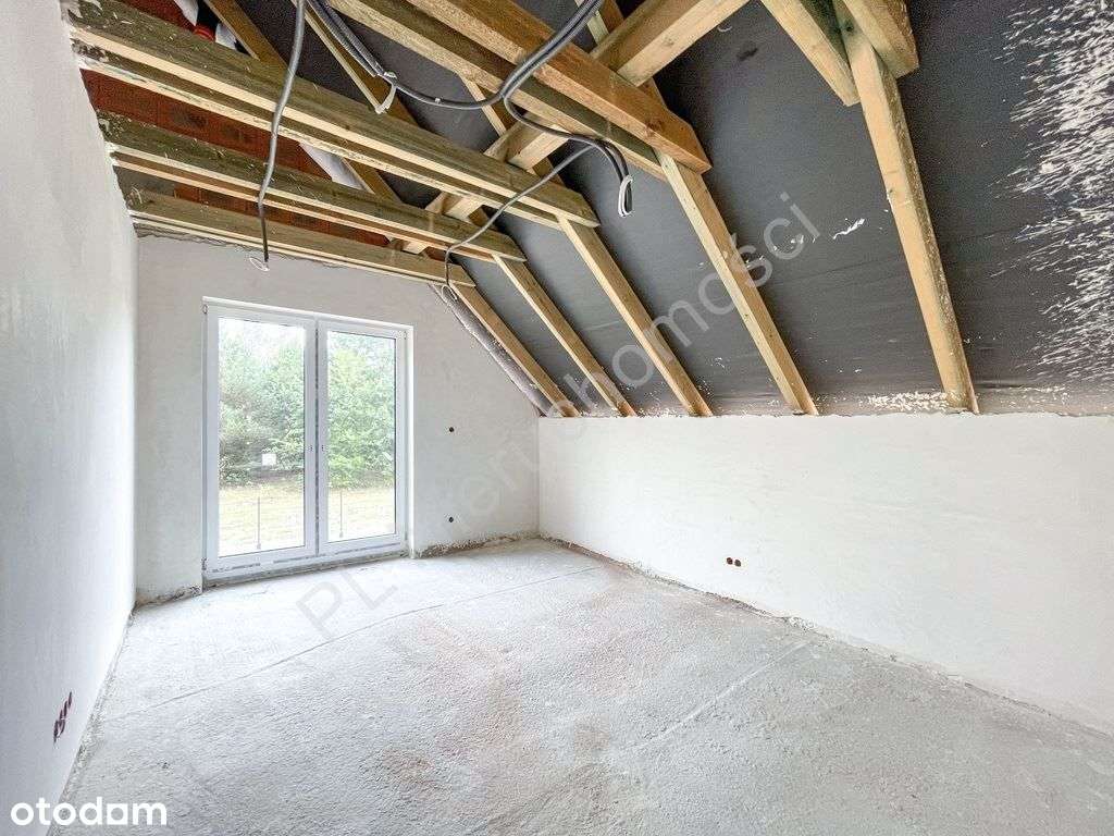 Zaledwie 1 km od szkoły w Adamowiźnie !-15