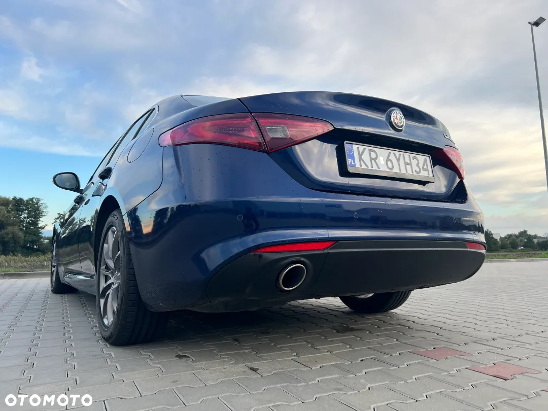 Alfa Romeo Giulia 2.2 D Turbo - 16