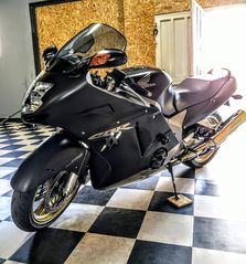 Honda CBR  SuperblackBird