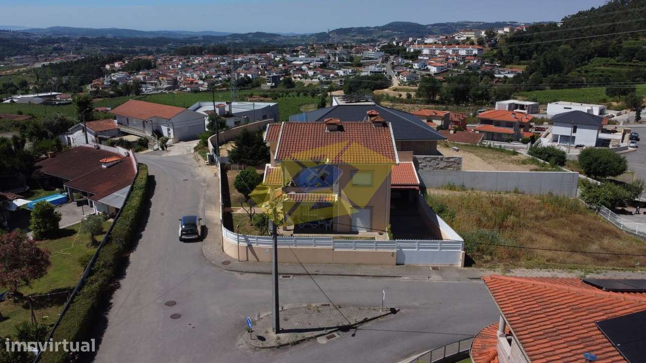 Moradia T3 em Felgueiras / Friande-0