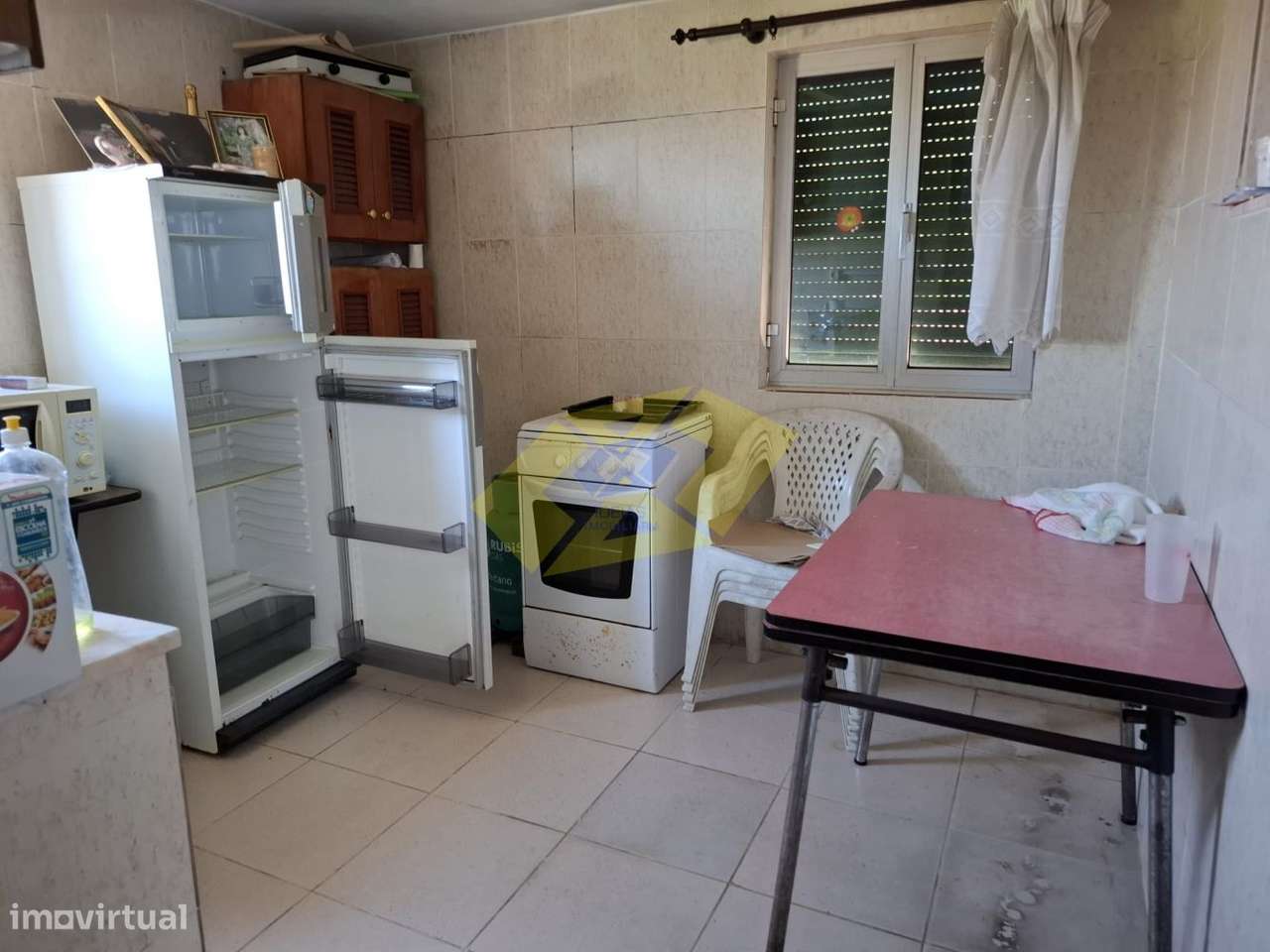 Moradia T3 em Borba da Montanha (Celorico de Basto)-9