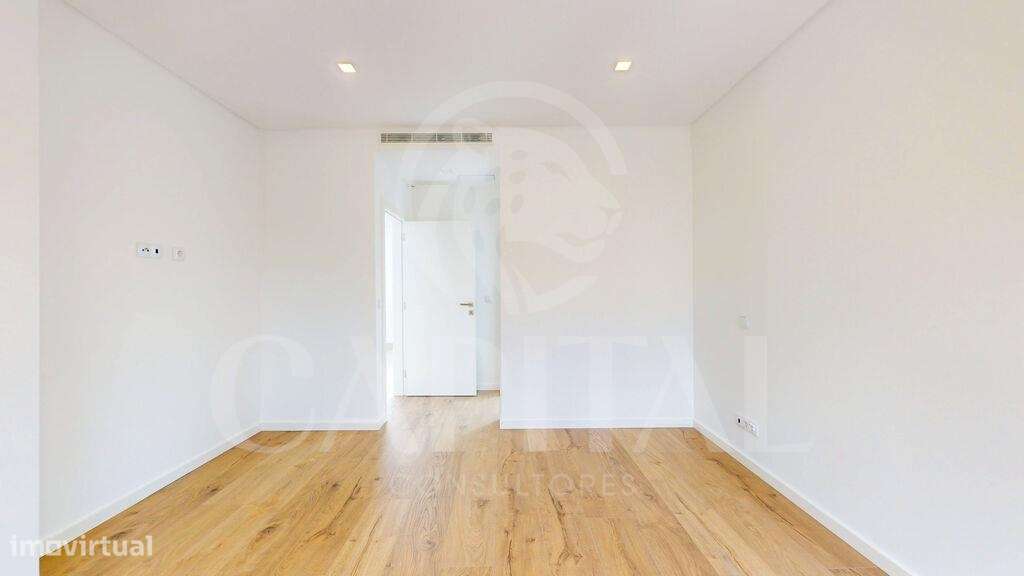 Magnífica Moradia T4 com Piscina e Terraço, em condomínio fechado-22