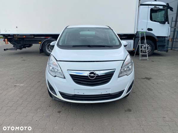 Opel Meriva 1.3 CDTI Cosmo ecoFLEX - 2