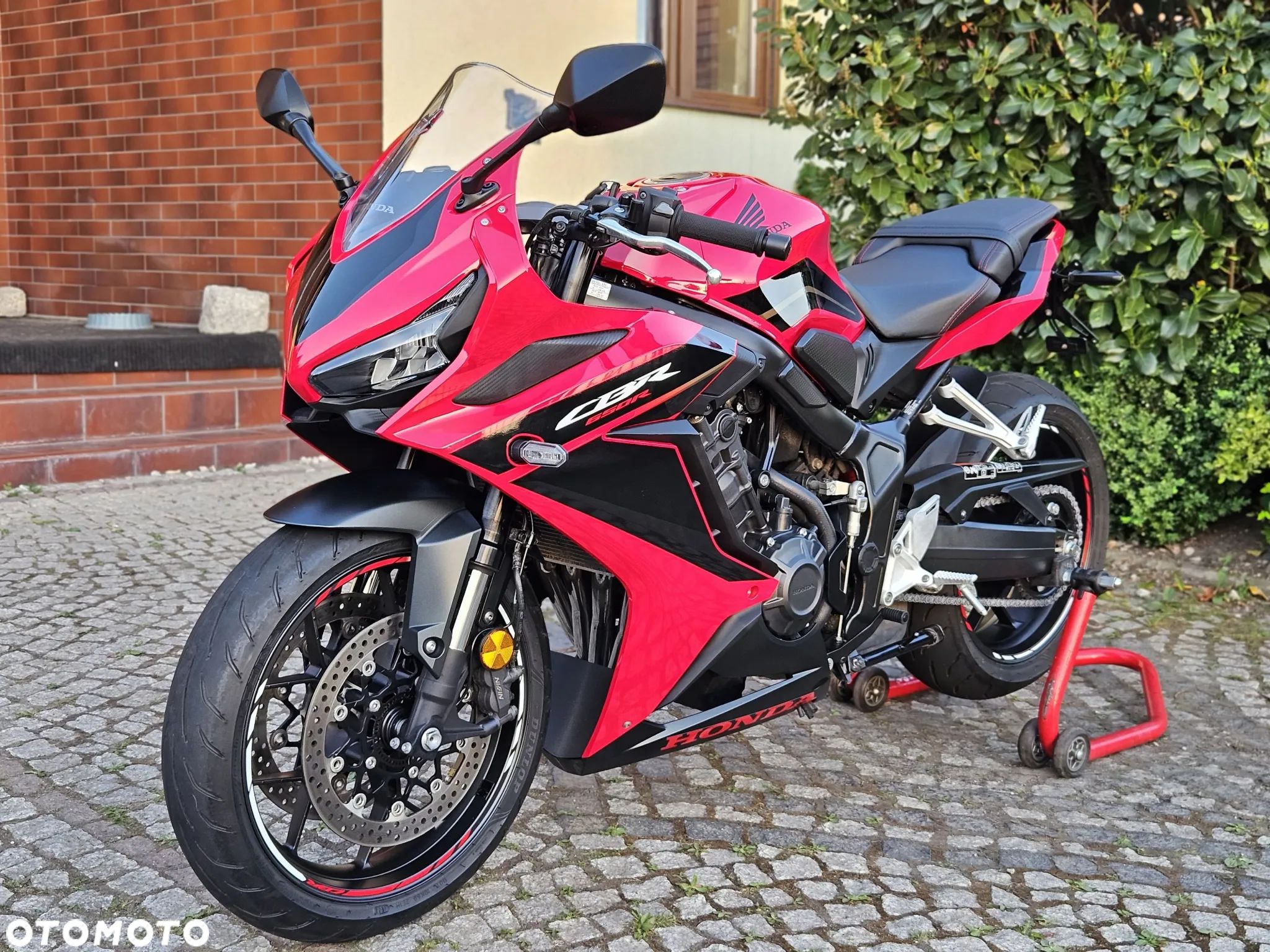 Honda CBR - 1