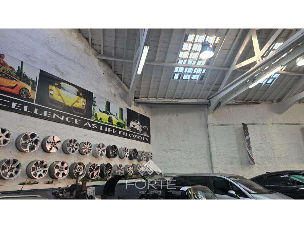 Armazém em Campanhã - Porto-5