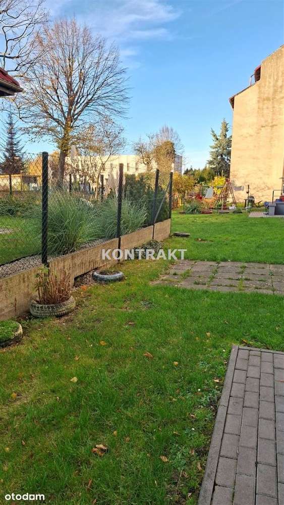 Trzypokojowe mieszkanie w centrum miasta Oświęcim.-14