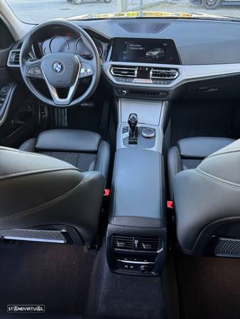 BMW 320 d Touring Aut. Sport Line - 10