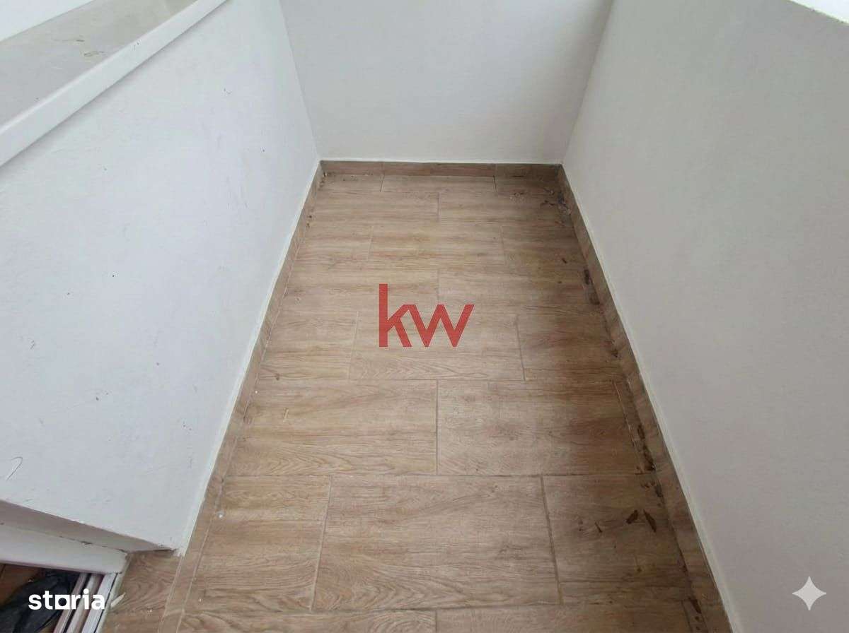 Apartament cu 2 camere decomandate in Podu Ros,  vizavi de Palas, COMI-8