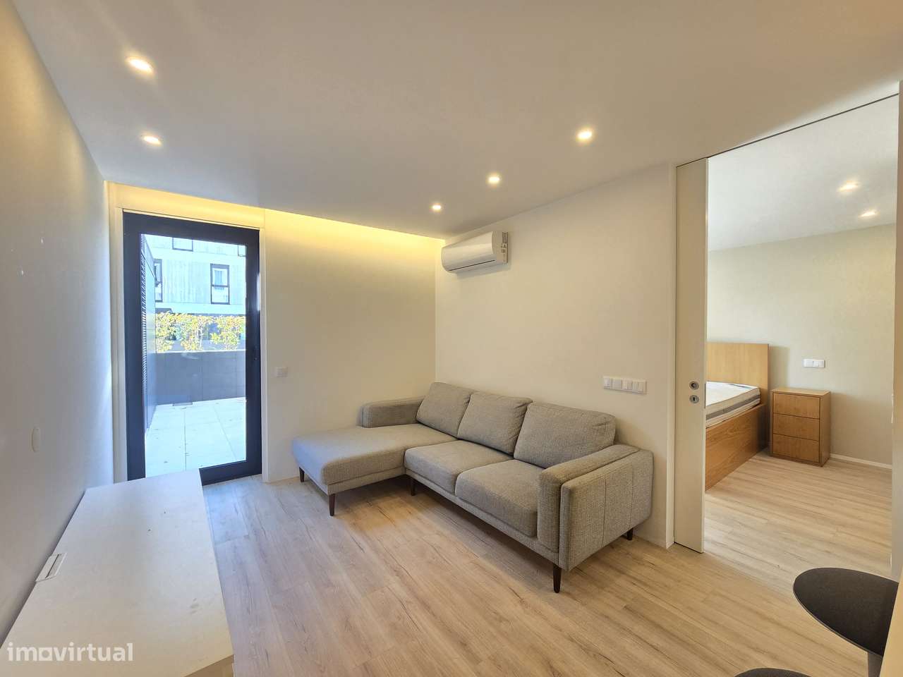 Apartamento T1 com terraço Seminovo. - Grande imagem: 3/30