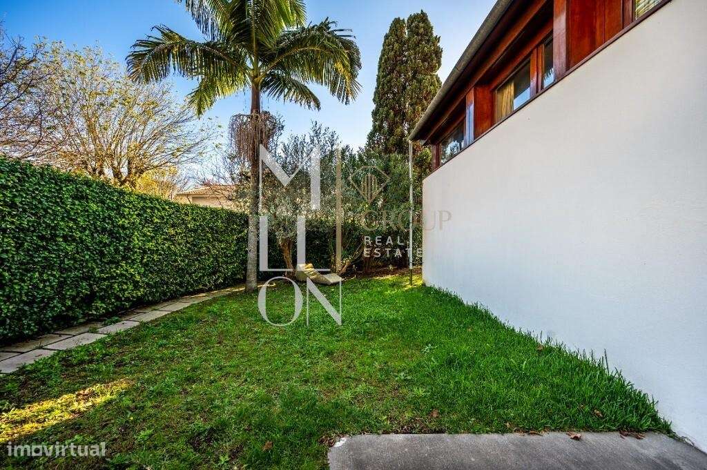 Moradia projetada pelo Arquiteto Siza Vieira, em Matosinhos - Grande imagem: 4/29