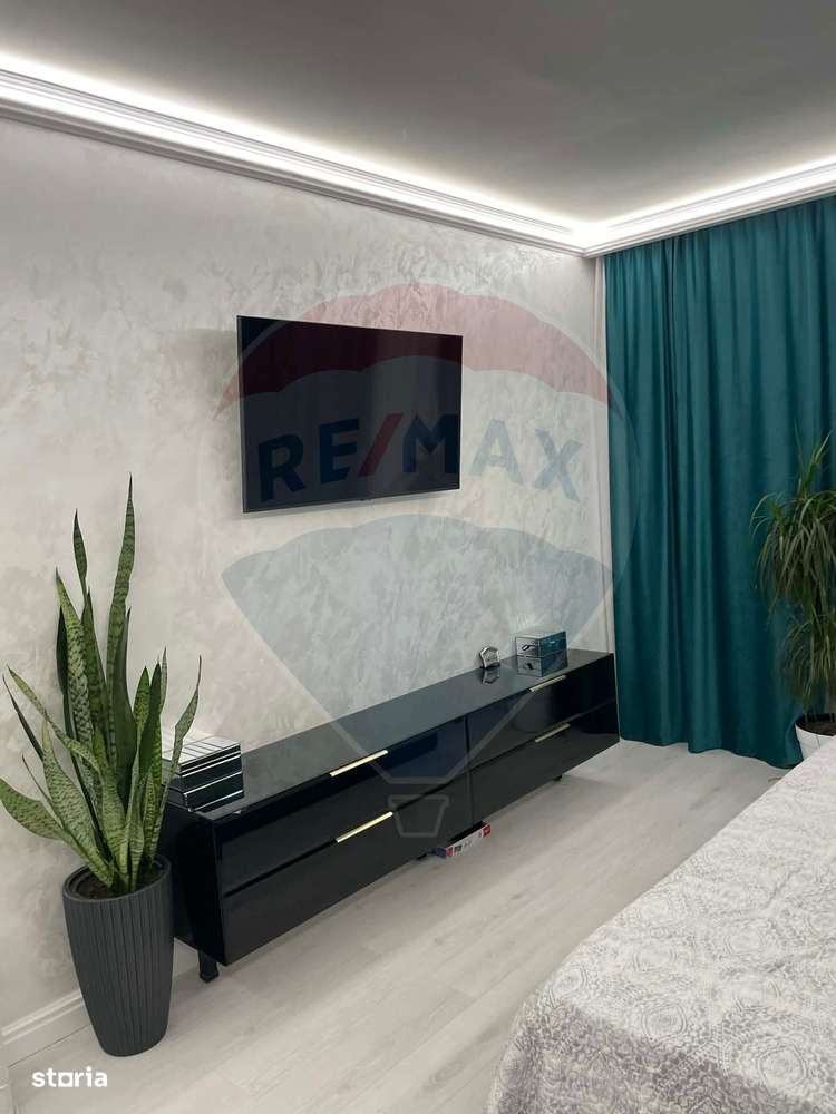 Casă / Vilă cu 6 camere de vânzare-4