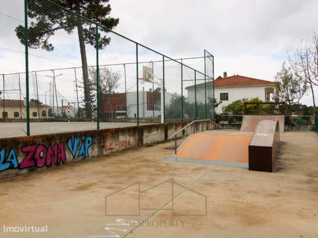 Casa de Madeira, em lote com 400m2, na Lagoa de Albufeira - Sesimbra-37