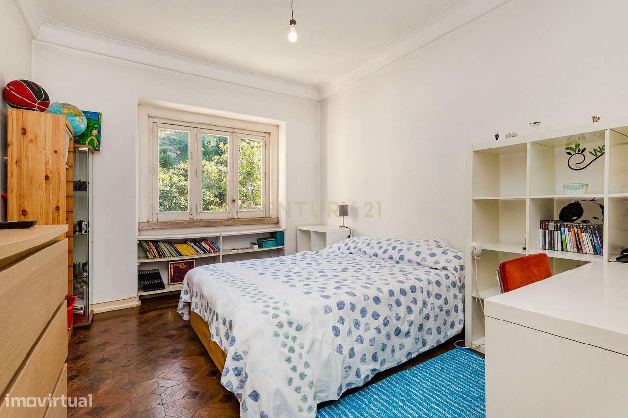 Charmosa Moradia em Alvalade para venda-38