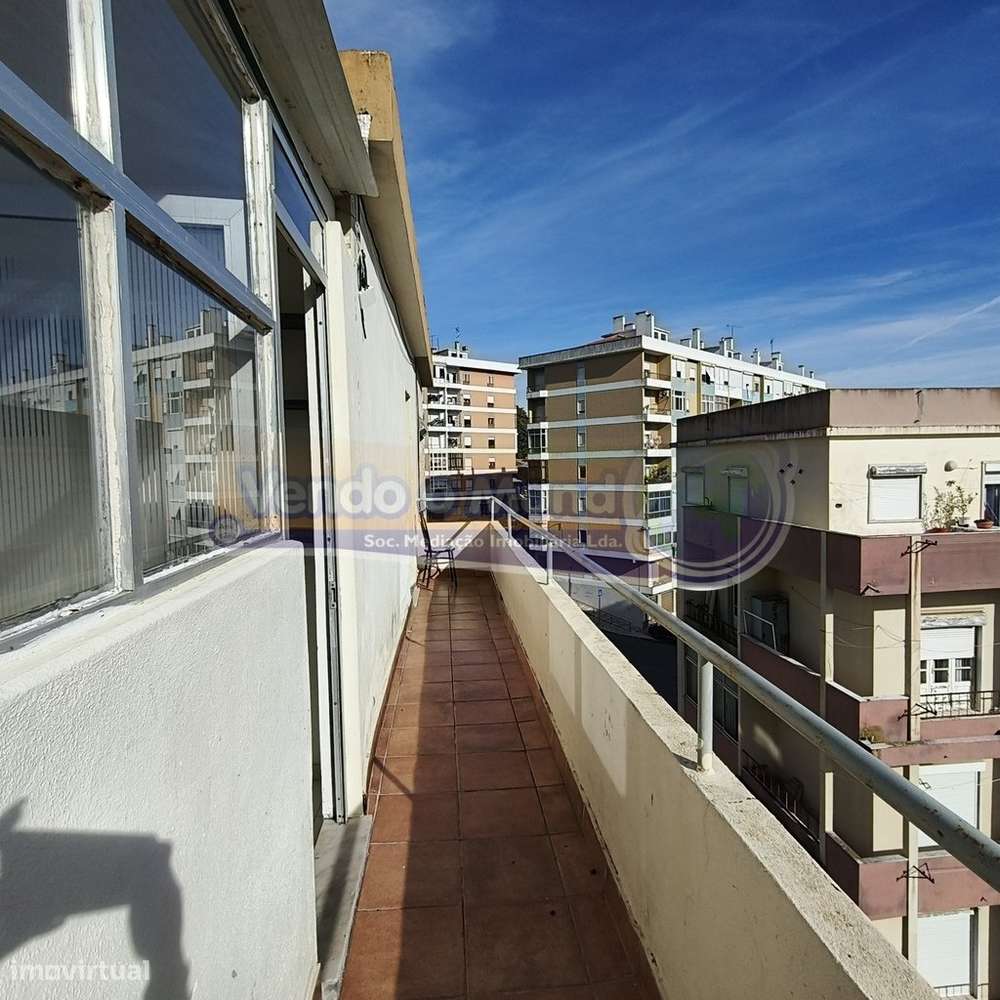 Apartamento T2 em Vila Franca de Xira (VFX123)-8