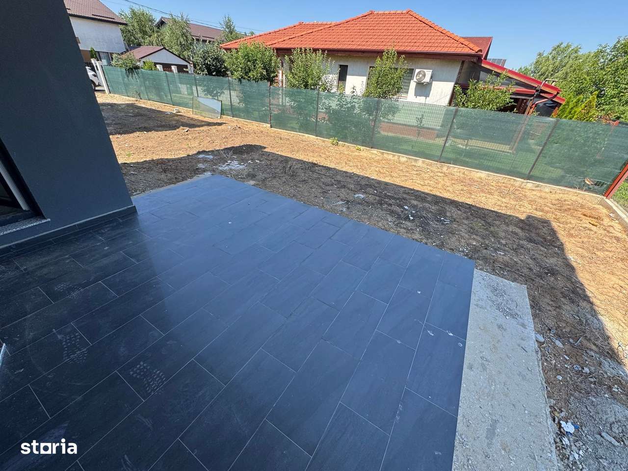 Vile Tunari, zona BUNA, Toate Utilitatile, curte 350m2 - Imagine principală: 4/15