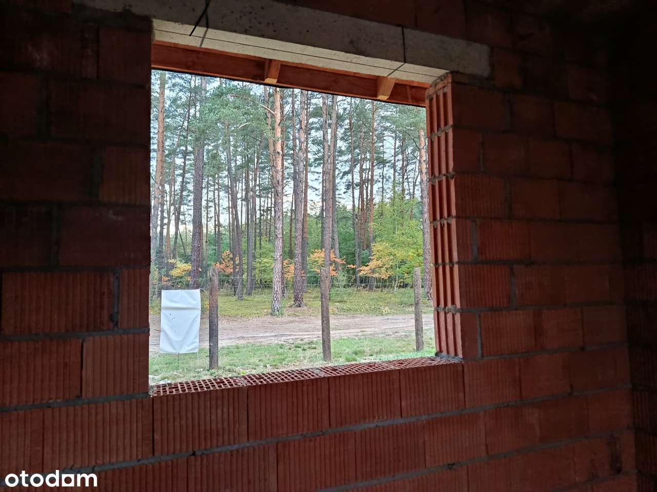 Dom  jednorodzinny w pięknej leśnej okolicy-7