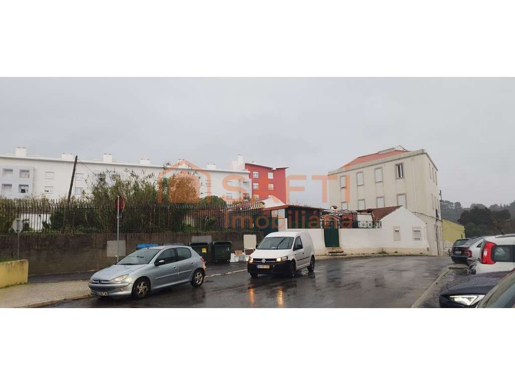 Terreno Urbanizável-0