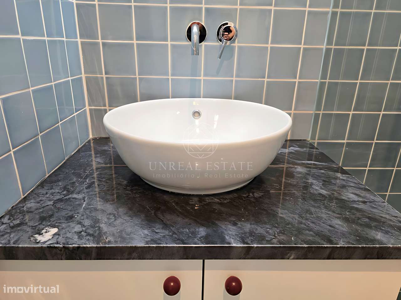 Apartamento T0 , novo, inserido em um edifício totalmente remodelado n-27