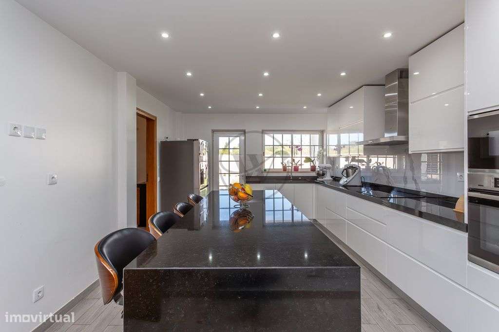 Moradia T5 para venda na Beloura I-11