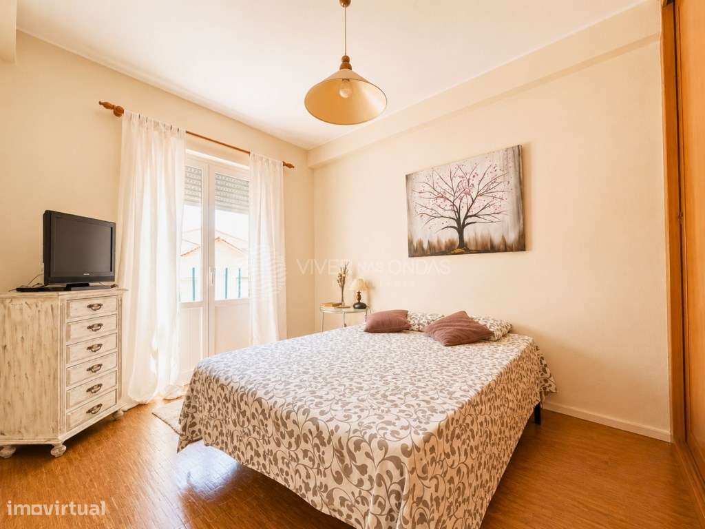 T3 com vista para o Castelo de Sesimbra | Luminosidade, Localização...-13