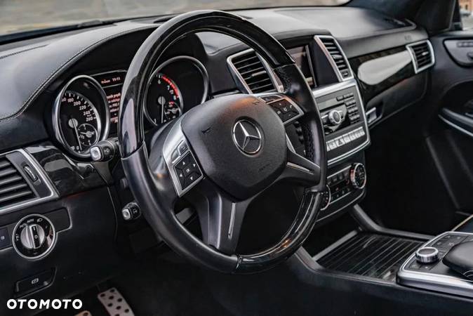 Mercedes-Benz GL - 15