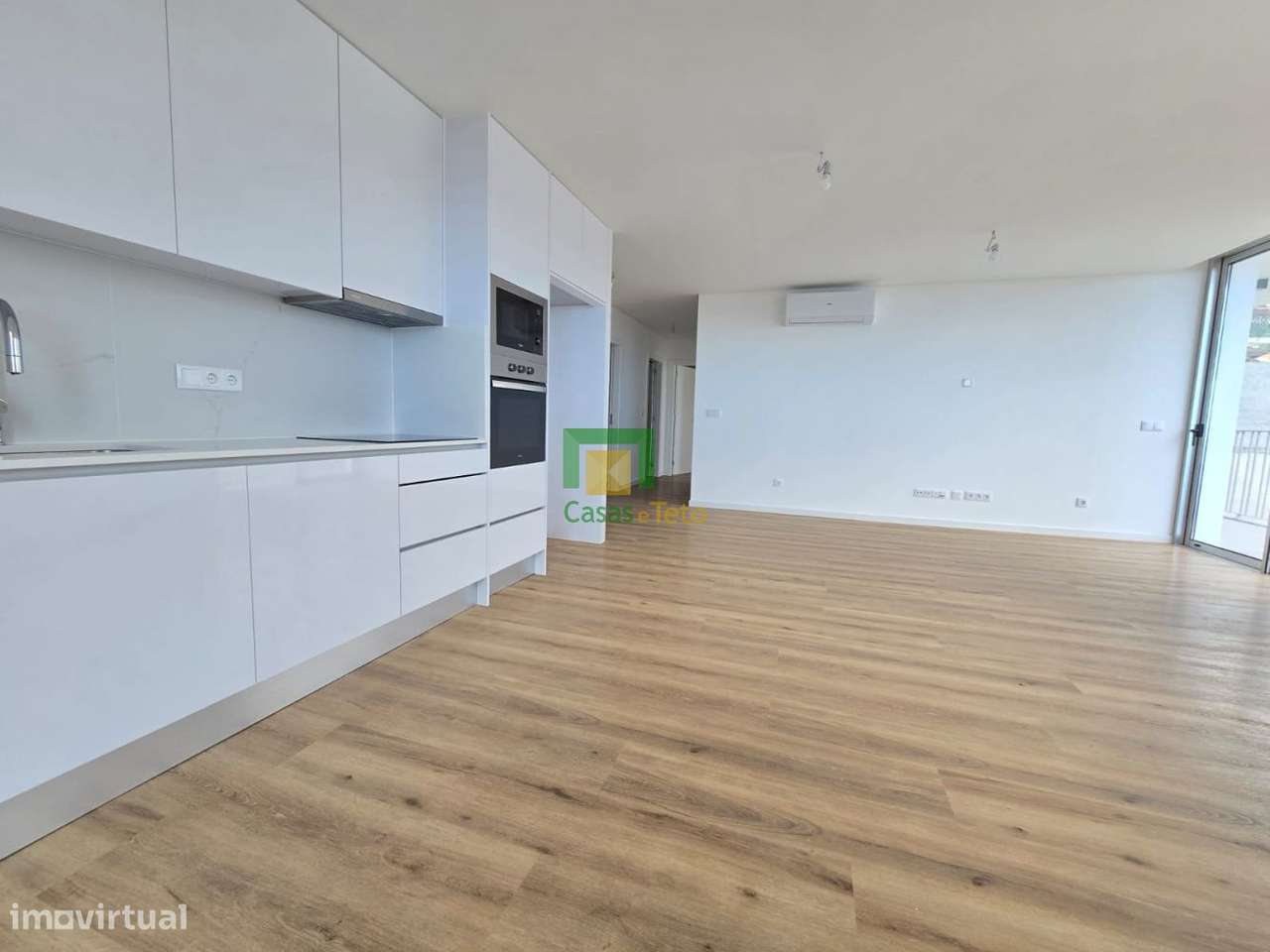 Apartamento T2 - Câmara de Lobos - Grande imagem: 3/14