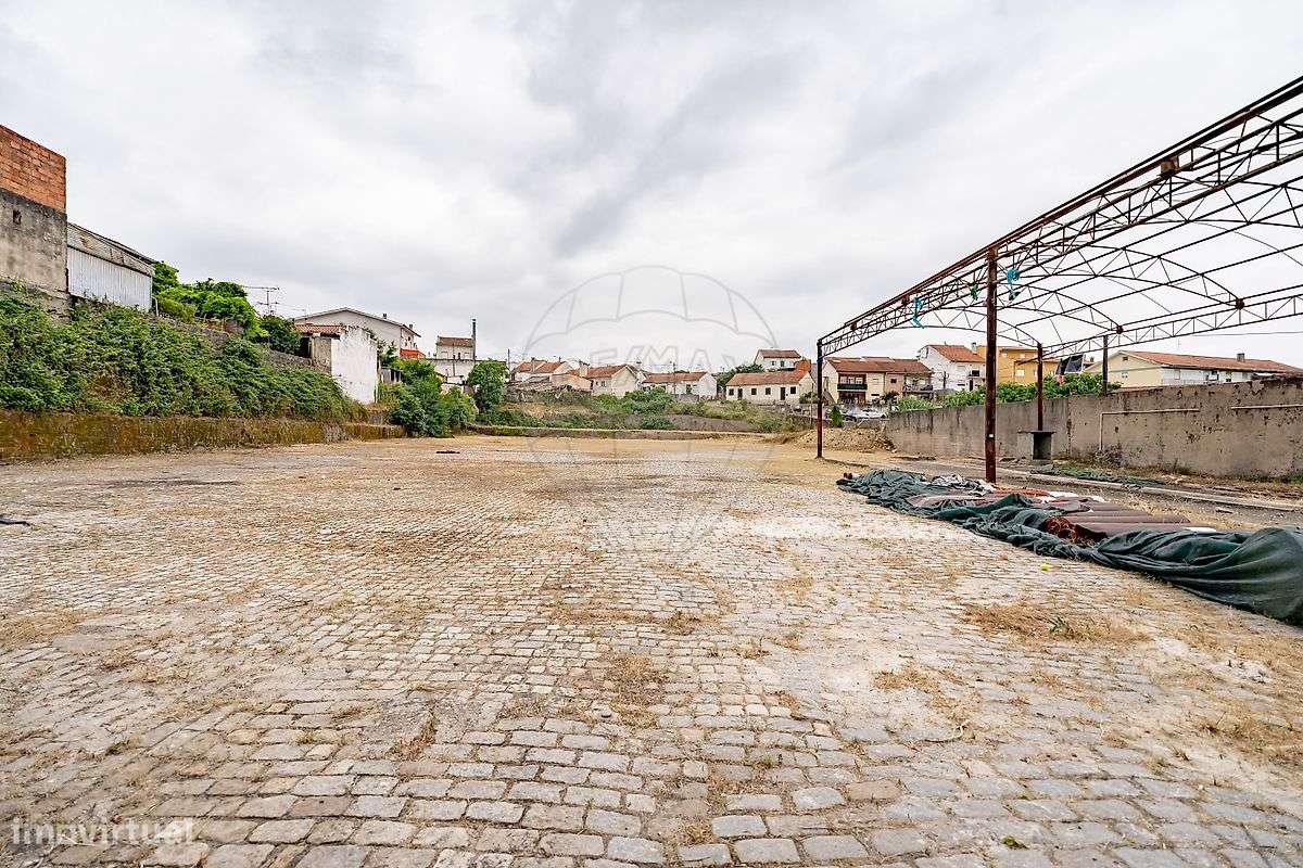 Terreno  para arrendamento - Grande imagem: 3/7