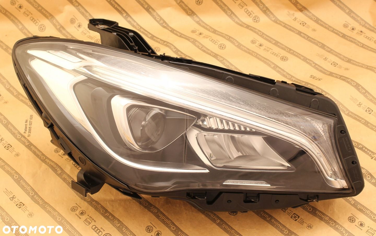 MERCEDES CLA W117 FL LIFT 17-19 LAMPA PRZÓD PRZEDNIA FULL LED - 1