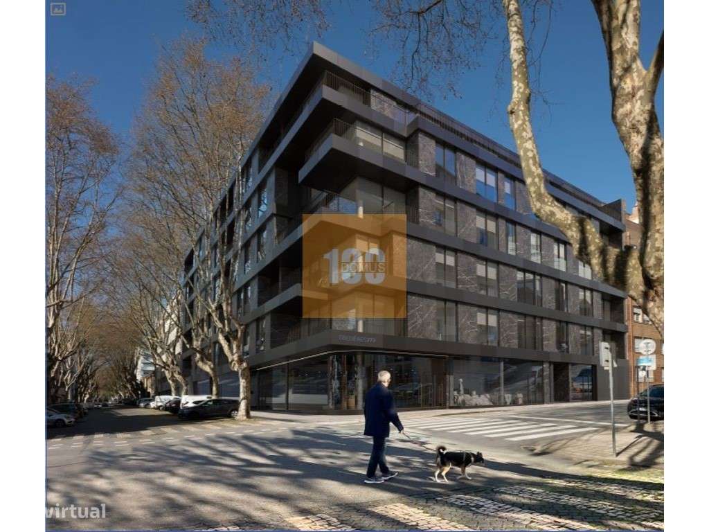 T4 com varanda em Matosinhos Sul - Grande imagem: 1/56