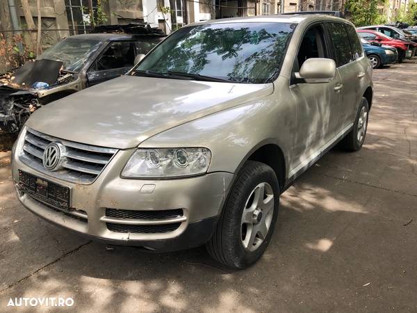 Dezmembrez Volkswagen Touareg 2.5 tdi 2005 BAC - 4